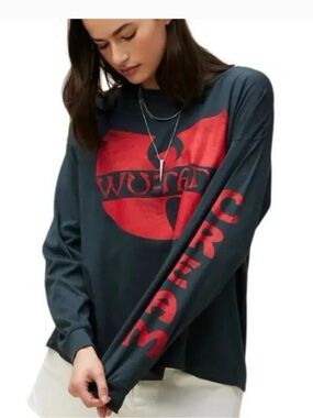 Oversized Daydreamer Black Long Sleeve Wu-Tang Logo Tee with Red Print